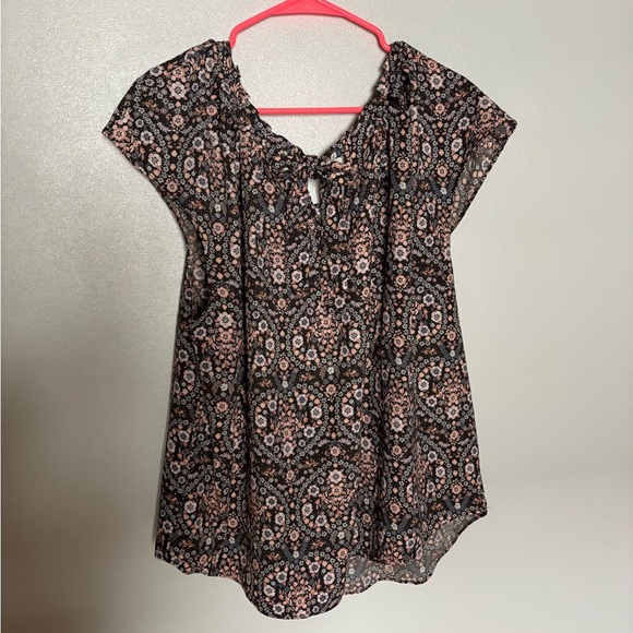 Lauren Conrad top in size women’s 0X - Picture 4 of 4